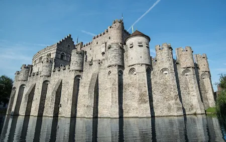 Private Sightseeing Day Trip to Ghent and Bruges from Amsterdam