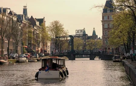 Luxury private boat Tour