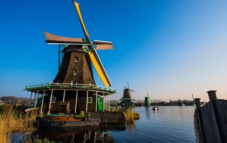 Amsterdam countryside tour by car