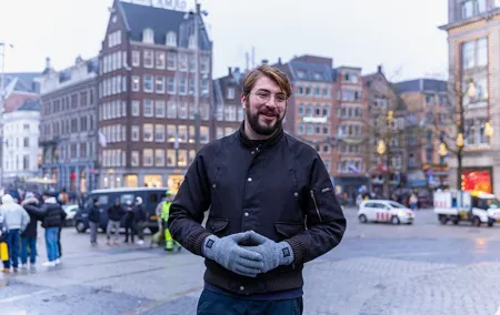 Amsterdam Layover: Walking Tour & Canal Cruise + Airport Transfer