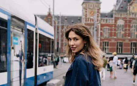 Personalized Hidden Gems of Amsterdam Private Tour with a Local