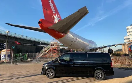Amsterdam Schiphol Airport Private Pickup High Service & Comfort