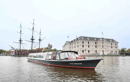 Amsterdam: Traditional Canal Cruise with Bar