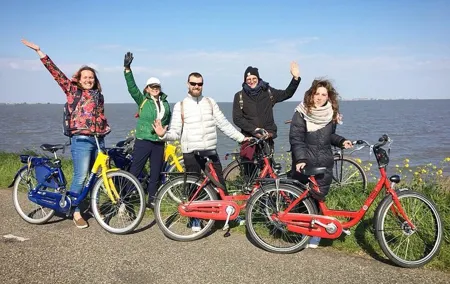 Full-Day Private Guided Countryside Tour from Amsterdam by Bike