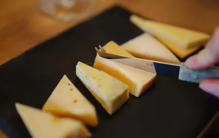 Amsterdam Walking Tour with Cheese Tasting