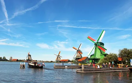Discover Windmill Village with Amsterdam - Zaanse Schans Express
