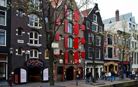 Private Amsterdam Red Light District tour in Spanish