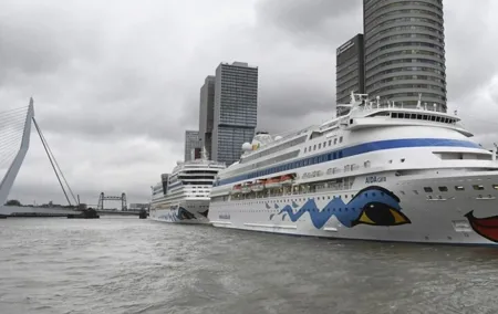 Luxury Private Transfer Amsterdam Airport to Rotterdam Port