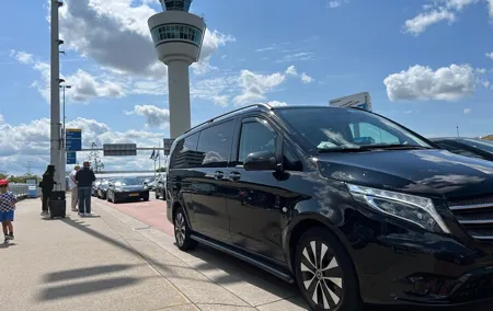 Private Transfer from Amsterdam Schiphol Airport to Amsterdam