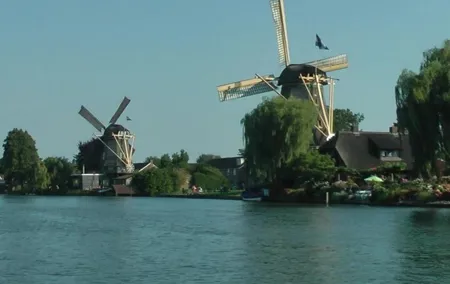 Private Windmill Tour by boat @ Holland's most stunning river