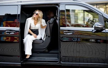 Private Transfer Amsterdam To AMS Schiphol Airport