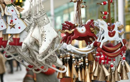 Amsterdam Christmas Market Tour With A Professional Guide