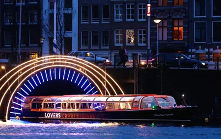 Amsterdam Light Festival Cruise Including Unlimited Drinks