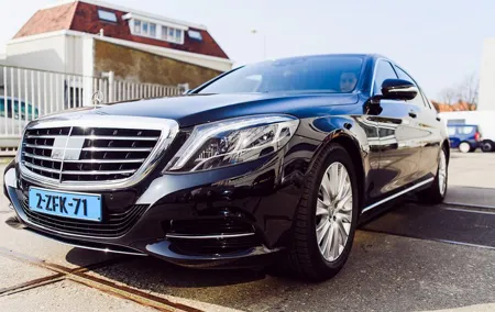 Luxury Transfer: Amsterdam city to Schiphol Airport