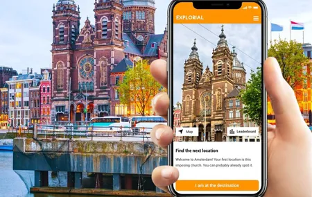 Amsterdam Center Scavenger Hunt and Sights Self Guided Tour