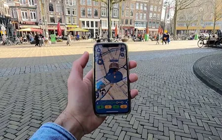 Amsterdam GPS App Walking Tour Mobile Game
