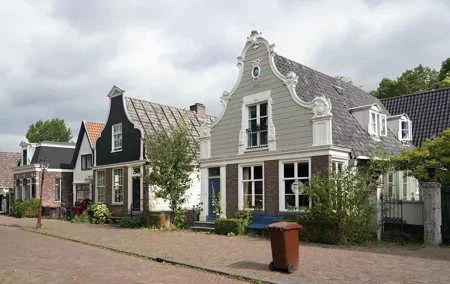 Unique Combi tour, Historical & Urban Bike Tour of Amsterdam
