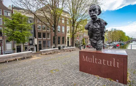 Historic Amsterdam: Exclusive Private Tour with a Local