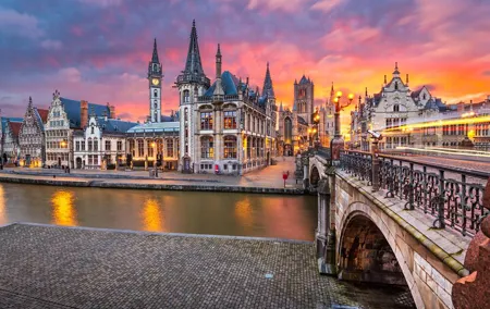 Private transfer from Amsterdam to Ghent, 2h Stop in Rotterdam