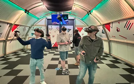 Free Roam VR in Amsterdam – Immerse Yourself in a Virtual World!