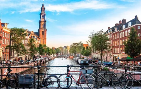 Amsterdam 7-Hour Private Tour to Forts and River Vecht Towns