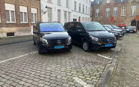 Private Sightseeing Tour from Amsterdam to Bruges