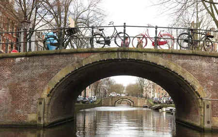 Half-Day Guided Walking Tour of Jordaan and Amsterdam Center