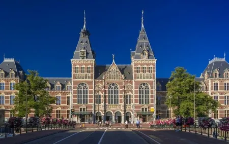 Best of Amsterdam on a Private Panoramic Tour