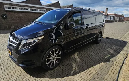 Luxury One Way Transfer from Schiphol Airport to Amsterdam