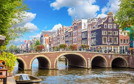 Private Local Transfer in Amsterdam