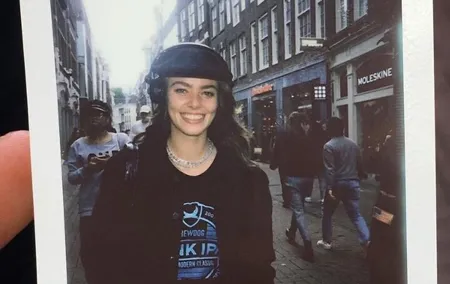 Private Walking Tour of Amsterdam with Instant Pictures