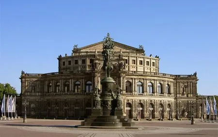 City tour (including visit to the Frauenkirche) and Semper Opera Tour