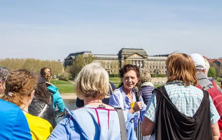 City tour and castle tour with green vaults, parade rooms and much more