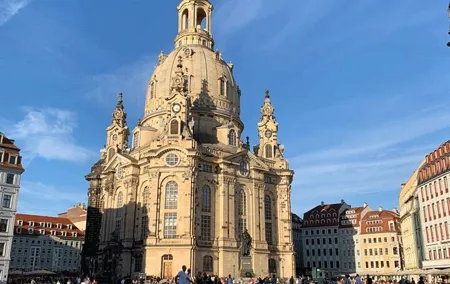 Self-guided scavenger hunt in Dresden with your smartphone