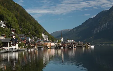 From Vienna: Hallstatt, Salzburg, Melk, Alps & Lakes Day Trip