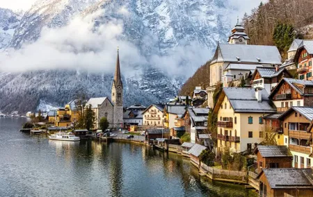Private Full Day Trip to Hallstatt ,Salzburg and Melk from Vienna