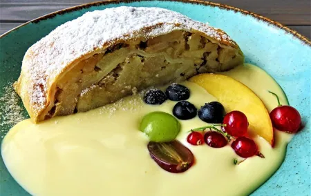 Food Tasting Tour in Hidden Gems of Vienna for Small Groups