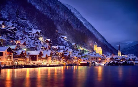 From Vienna ,Lakes to Mountains,Melk,Hallstatt and Salzburg Tour