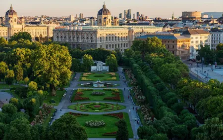Exclusive Vienna Old Town Highlights Walking Tour (max. 6 persons)