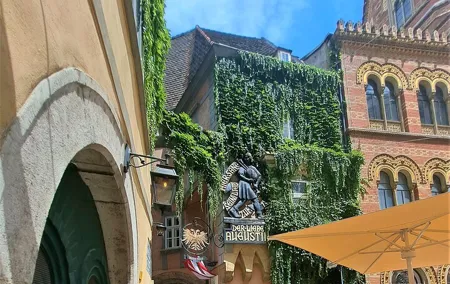 Fall in Love with Vienna in 4h: Hidden Gems- Small Group Tour