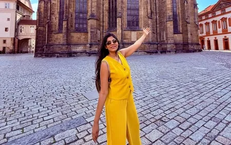 Vienna to Prague: Full-Day Private Tour with Guide and Transfers
