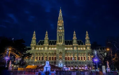 Private Sightseeing in Vienna By Night