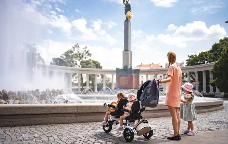 Vienna Private Family Tour: City Highlights, Museum and Cake