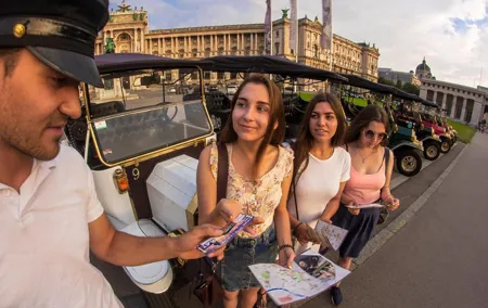 Vienna: Silver Tour (30 min) Vienna City Center Sightseeing Tour