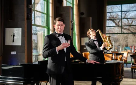 Sinatra Tribute Show and Dinner Experience in Manes
