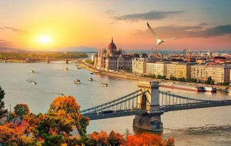 Private tour of Budapest with transfer from Vienna, Local Guide