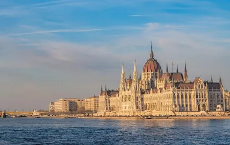 Private Transfer from Vienna to Budapest with 2 hours for sightseeing