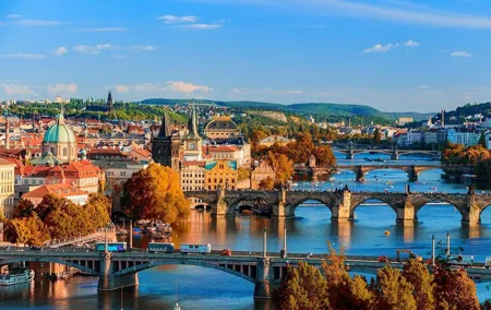 Prague private day tour from Vienna ( local guide )