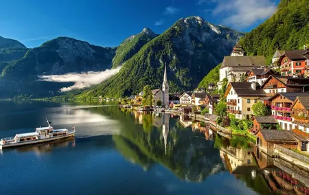 Guided Day Trip to Hallstatt with a local from Vienna