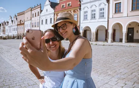 Vienna-Prague One-Way Sightseeing Tour Bus